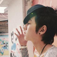 ��Ĭ�ڱ���QQ����ͷ��˭��������Ϊ��������