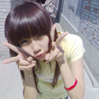 ��С����У�����·�����ͷ����ô����Ƭʱ����