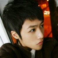 �ɰ���о����ڴ���QQͷ�������������Լ��о���