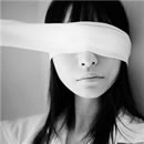 �������ļ䣬�����ϧ�ذ������� 