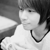 �ÿ��ķ������ڰ�ͷ�� ����Ϥ��İ���ı�Ӱ 