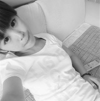 �ɰ�Ů���ڰ�ͷ�� �Ҹ���˲���Ʊ�꼻����� 