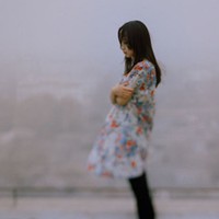 �����ٻ�Ҳ�����Ƕ�����΢΢Ц 