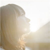 ����Ƹе�qqŮ����̬ͷ�� ������İ���