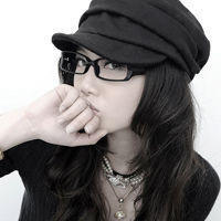 ��һ������������qq����ͷ��һ��һŮ����Ϊ�������ɡ�