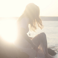 ֦Ҷ�ϵĺ���ѻؼ���� QQͷ�� 