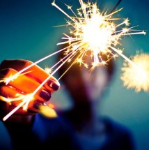 ϲ���������ڴ��߿�·�ϵ�����QQͷ�� 