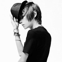 �е㻵�������ڰ�QQͷ��ɵ�ϵĵȴ���������