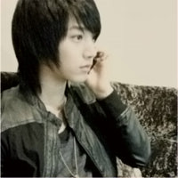 �е������˸�����Ů��QQͷ��