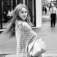 2011Ů���ڰ�ͷ�� ����һ�ˡ�ͣ���������߹��Ľ�ͷ 