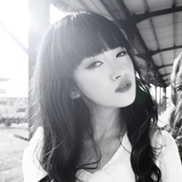 ������Ů���ڰ�ͷ��_������� - QQŮ��ͷ���ȫ