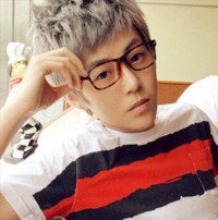 qq��������̬ͷ��_�ഺ���ţ��һ������Զ�á� 