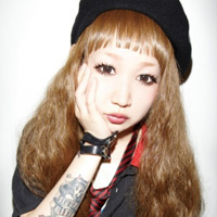 �㹻���˵�����Ů��������ͷ���ĵĿ��ֲ�˵����