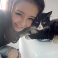 ���˵�ǳЦ������Ů������QQͷ�� 