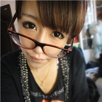 �ø��˰�������Ů��Ψ��ͷ�񡢰����������е���