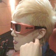 ��������Ů�еĴ��۾�����QQͷ��