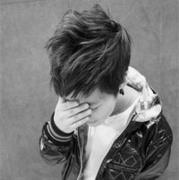 �˸е�90�������ڰ�ͷ�� �Ҳ��Ǹ�С������ 