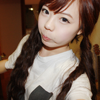 �������ÿ�Ů��ͷ�� ���е��յ���վ����