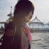 ��Ȼ�˸еķ�����Ů��ͷ��_���ғ��е�ӛ�� 