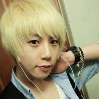 ��򵥵�����������QQͷ�� 