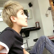 12�ŷ�����QQ����ͷ��һ�Զ�