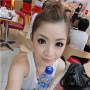 ��������������Ů����̬������QQͷ�� 