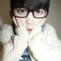 2011���ϵ����ѧ����Ů���ɰ�ͷ��