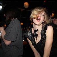 ǳǳ��ӵ��,��������ů 