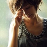 ���ʾ��ѵ����۸��Կռ侲̬QQͷ��ͼƬ 