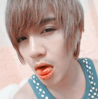 �������Ҹ�QQ������ͷ�����۵Ĺ���Ϊ�ζ�������