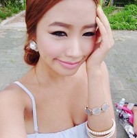 �����Ը�����QQ��Ůͷ��