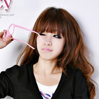 ��Ȼ΢ЦQQ�ɰ�Ů��ͷ��