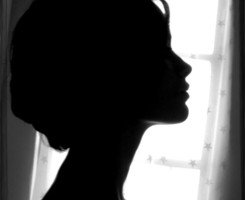 ŷ���ڰ�ͷ��_ĳ���������˲�� 