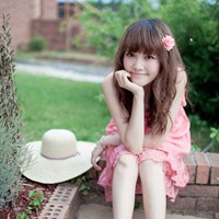 �����ٻ�Ҳ�����Ƕ�����΢΢Ц 