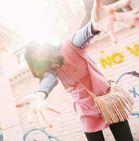 ��Ⱦ������İ��Ż��ɫ��Ů��ͷ��