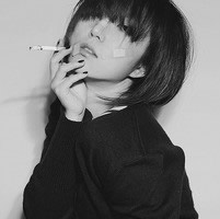 �ڰ׸�������ͷ�� ��ɧ����