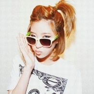 ʱ�еķ�����Ů��ͷ��_�ҽ�����������еİ�ֻ�����������