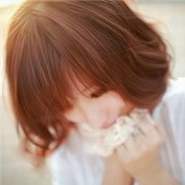 �е㱯�˵�QQŮ��ͷ��,�ķ����ҵ�ʱ��ֻ��һ���˰�������