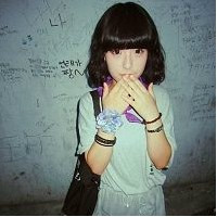 ǳ�ĳ����m Ψ������Ů��ͷ��