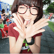 �崿Ψ��QQŮ��ͷ�񣬴����۾�����ȥ������ĺ���