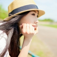 �崿Ψ��QQŮ��ͷ�񣬴����۾�����ȥ������ĺ���