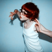 ��������ɫŮ��QQͷ��{һ}