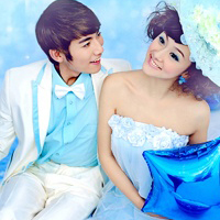 ���µ�QQ����ͷ��һ��һŮ�����������������ŵ