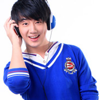 �Ҹ���QQ����ͷ��һ�����ţ��ڰ�������ֻΪ�����һ��