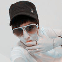 �Ҹ���QQ����ͷ��һ�����ţ��ڰ�������ֻΪ�����һ��