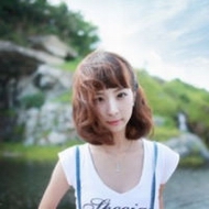 ��������Ů��Ψ��ͷ�����һ��һ��������ʹһ��