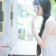 ��������Ů��Ψ��ͷ�����һ��һ��������ʹһ��