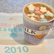 ����ʵΨ���羰ͷ������һ˲��ʱ��·�ͣ�Ͳ�ǰ