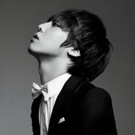 2012�ڰ������˸�ͷ����һЩ�Ƿϵ����ǻ��Ǻ�˧