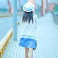 ԭ��ֻҪ�¸� ��Ҳ����Ц���绨 Ů��ͷ��